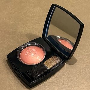 Chanel blush compact with dust cover and face powder brush, color 55 In Love